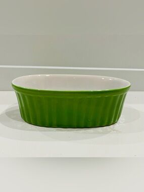 Green Stoneware Oval Baking Dish - Vintage Collectible Kitchen Casserole